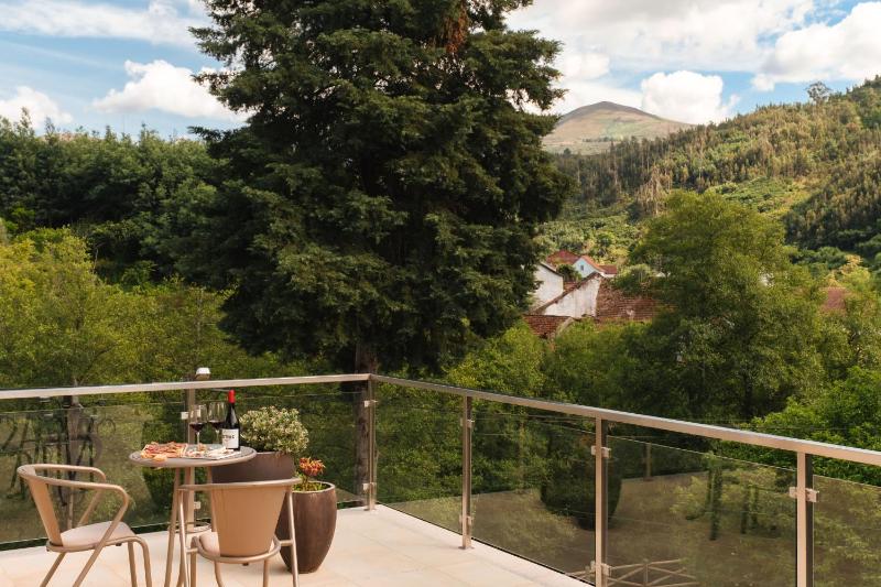 Deluxe Terrace image 2