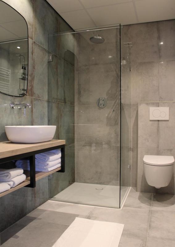 Single Room image 3