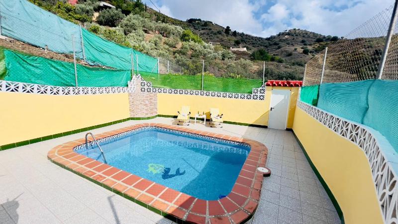 Casa Godoy con piscina by At Home Costa del Sol - image 10