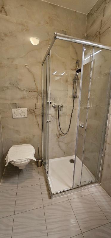 Double or Twin Room image 2