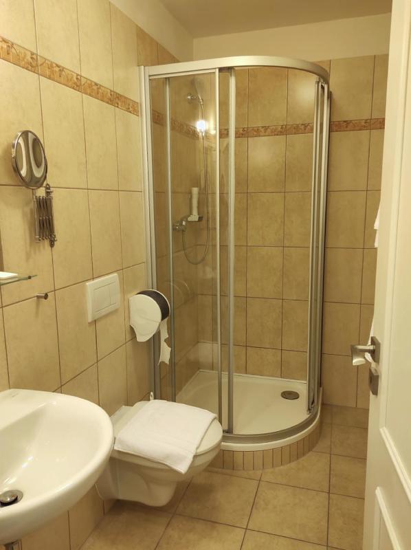 Single Room image 2