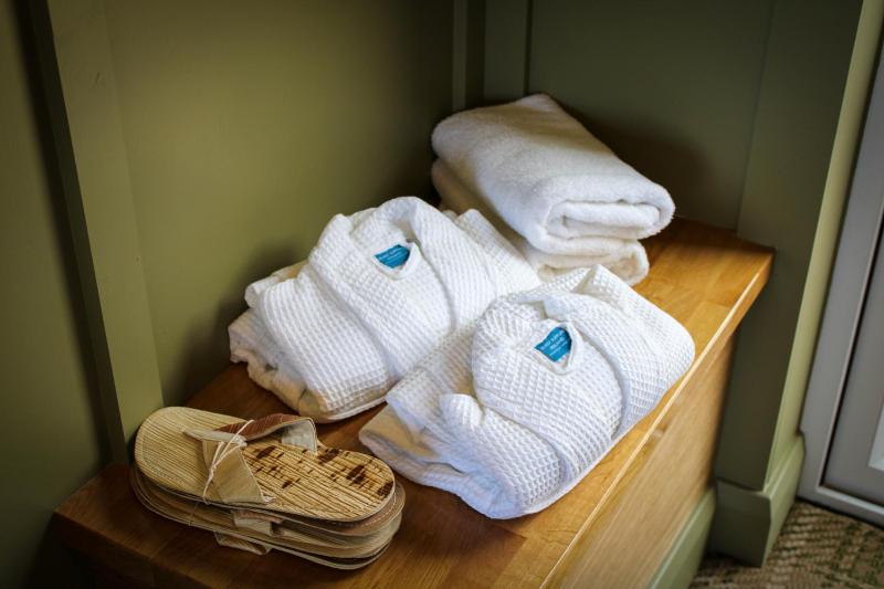 Suite with Spa Bath - Annex image 2