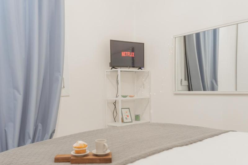 Luce Apartment by Rent All Como - image 22