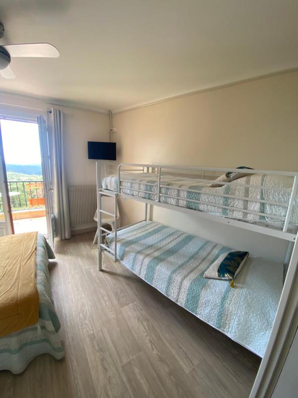 Triple Room image 3