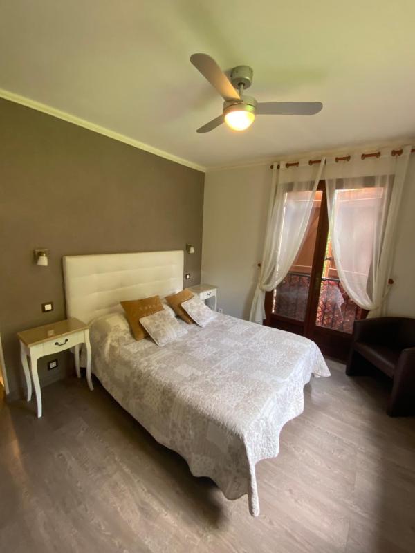 Double Room with Garden View image 1