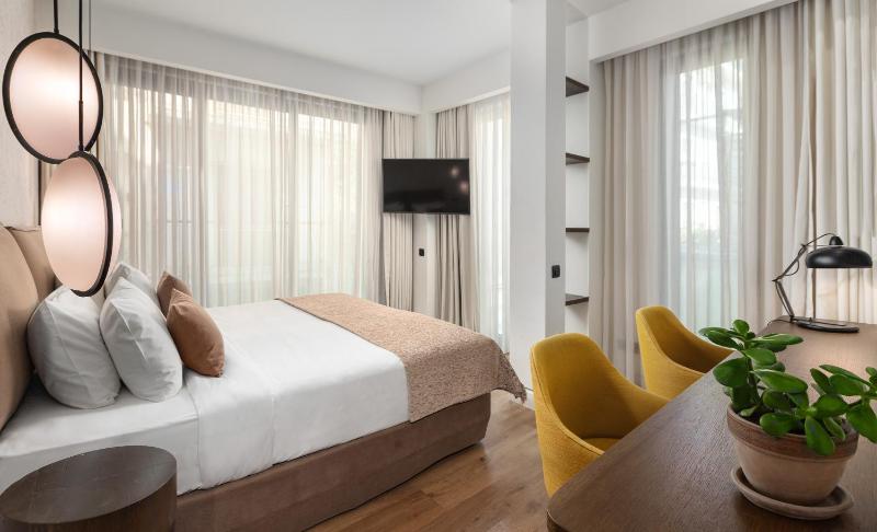 Premium Room with Small Balcony image 1