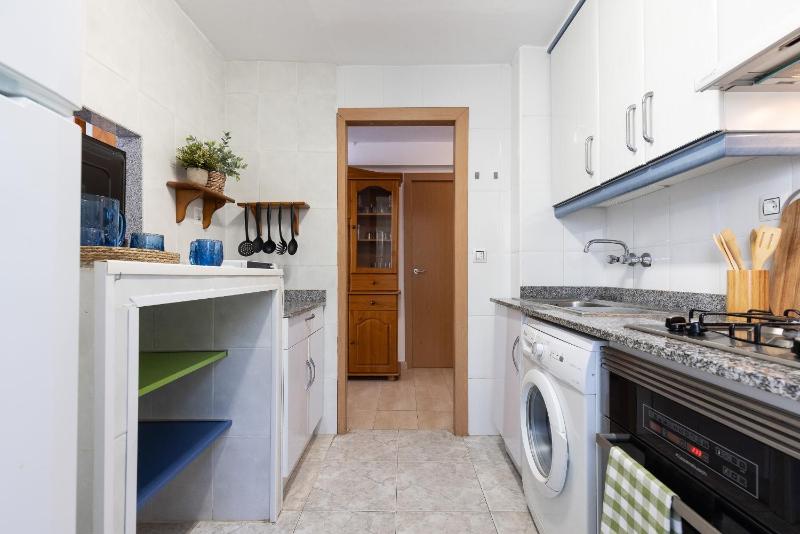 UHC LA CUMBRE APARTMENTS - image 11