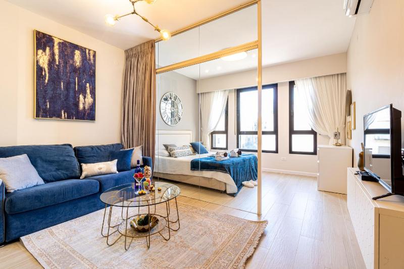 King David Apartment - J&J - image 1