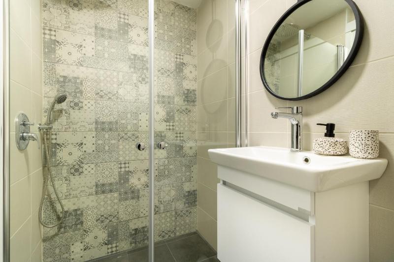 King David Apartment - J&J - image 11