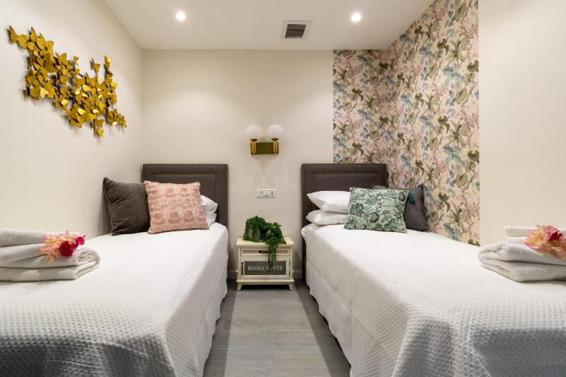 King David Apartment - J&J - image 6