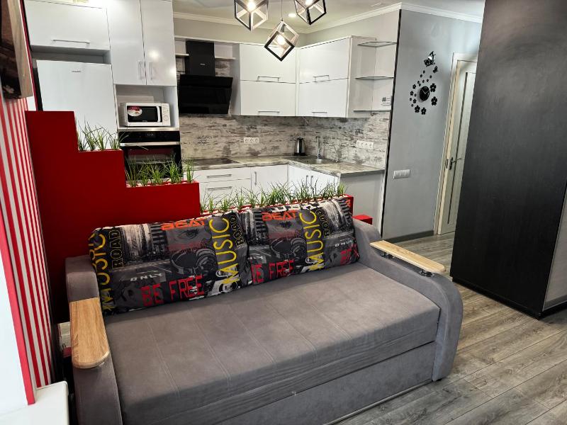 One-Bedroom Apartment image 3