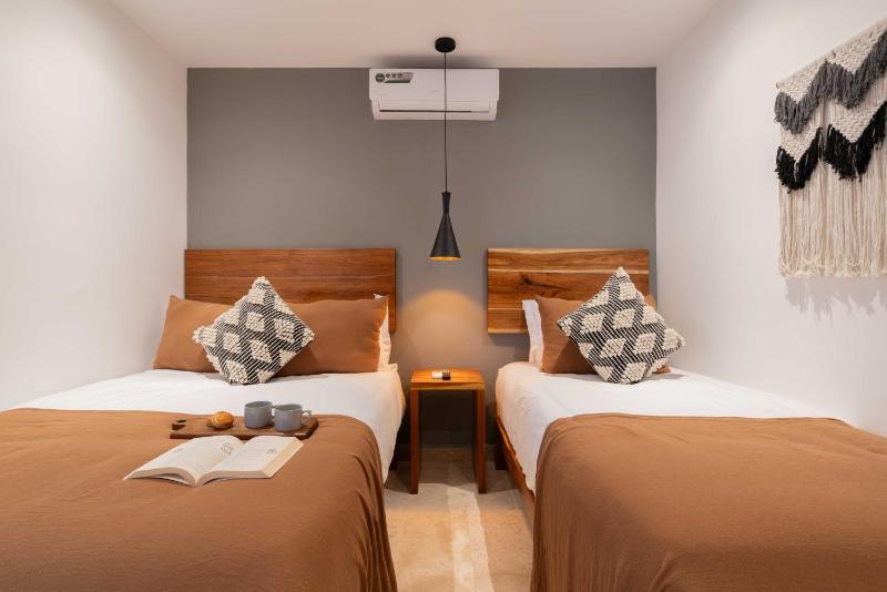 Penthouse Suite with Private Plunge Pool - image 24
