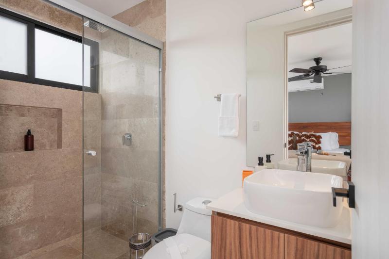 Penthouse Suite with Private Plunge Pool - image 7