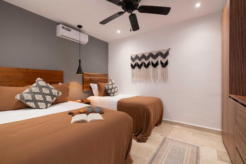 Penthouse Suite with Private Plunge Pool - image 18
