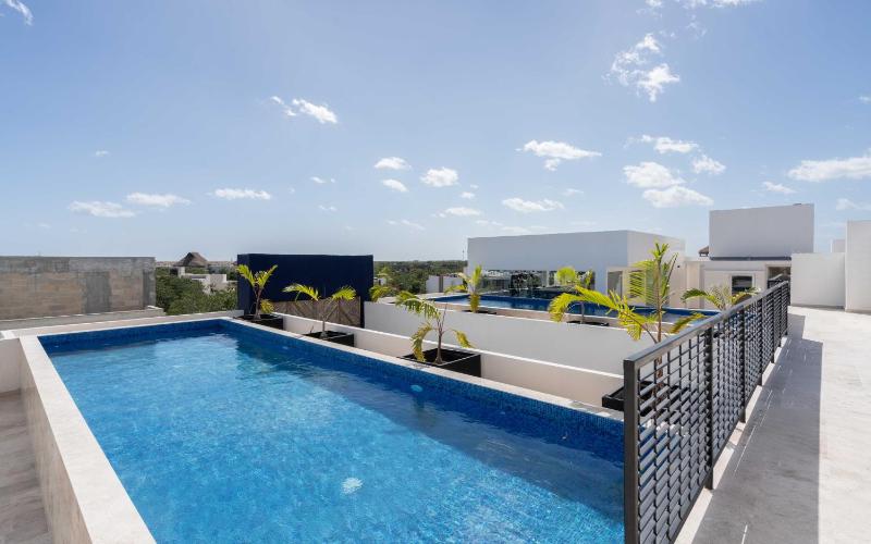 Penthouse Suite with Private Plunge Pool - image 29