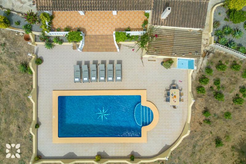 Villa Gema by Abahana Villas - image 13