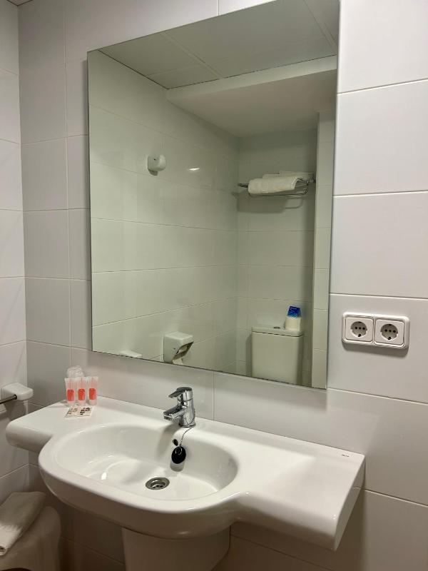 Triple Room image 2