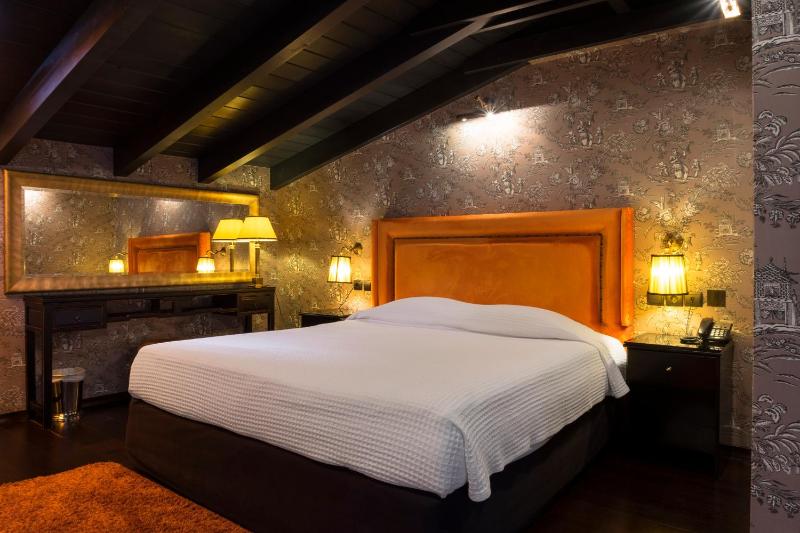 Suite image 3