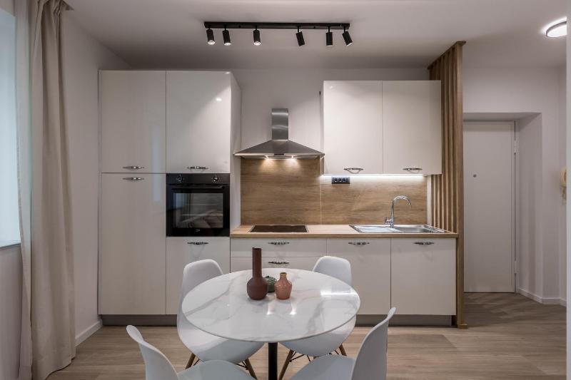 Apartment Near Bacvice - image 16