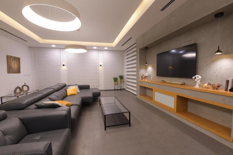 New ! 430m Luxury Best Top Class 8-Bdr Exclusive Villa Top Design HEATED Pool Jucuzzi Sauna - image 38