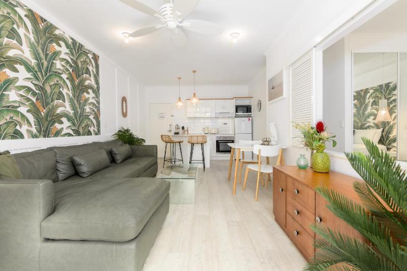 Palm Views at Coral Apartments - image 7