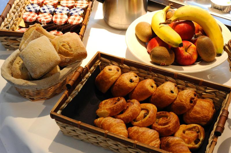 Cocoon Double Room image 2