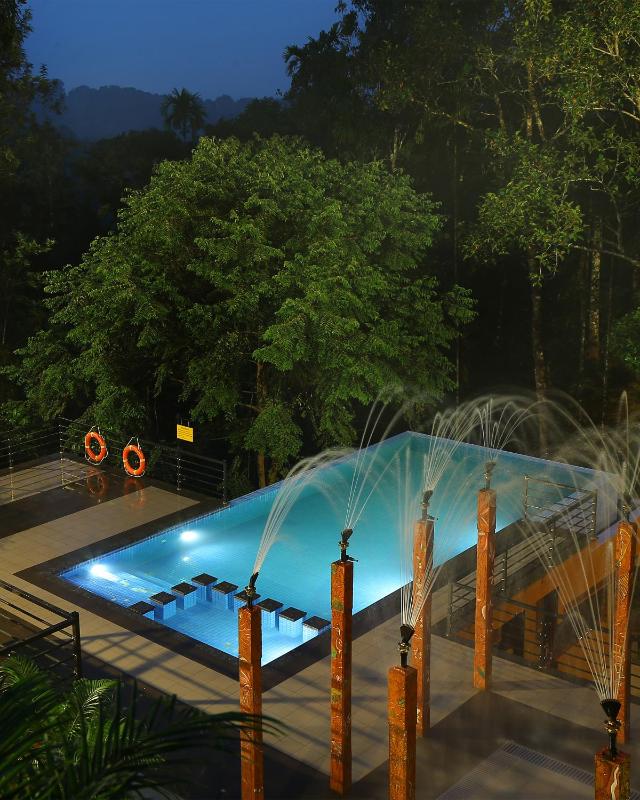 Peter's Coffee Creek Wayanad Pool Resort - image 32