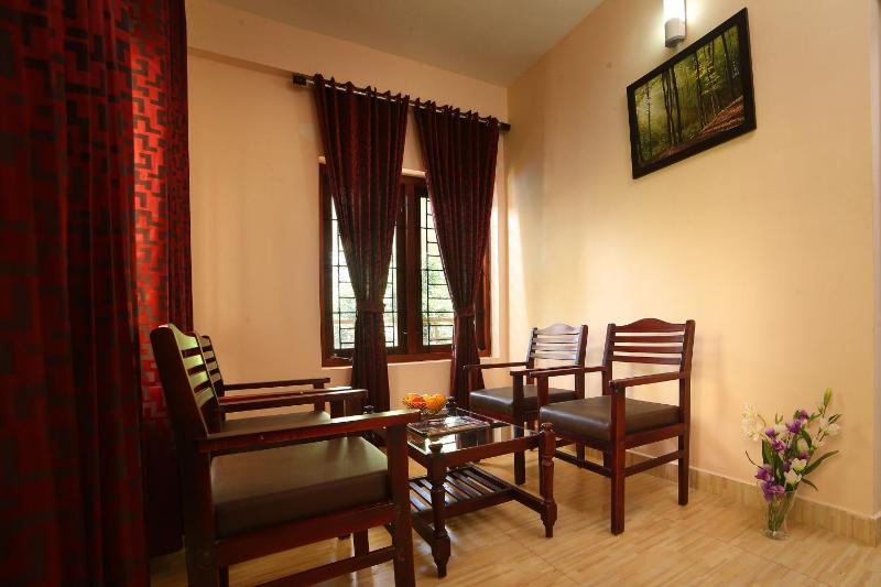 Peter's Coffee Creek Wayanad Pool Resort - image 5