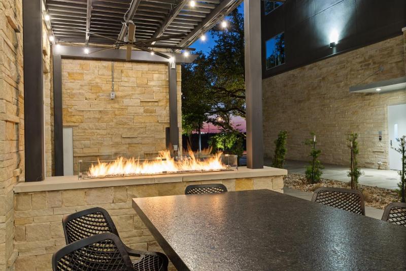 EVEN Hotel Austin Uptown near the Domain By IHG - image 26