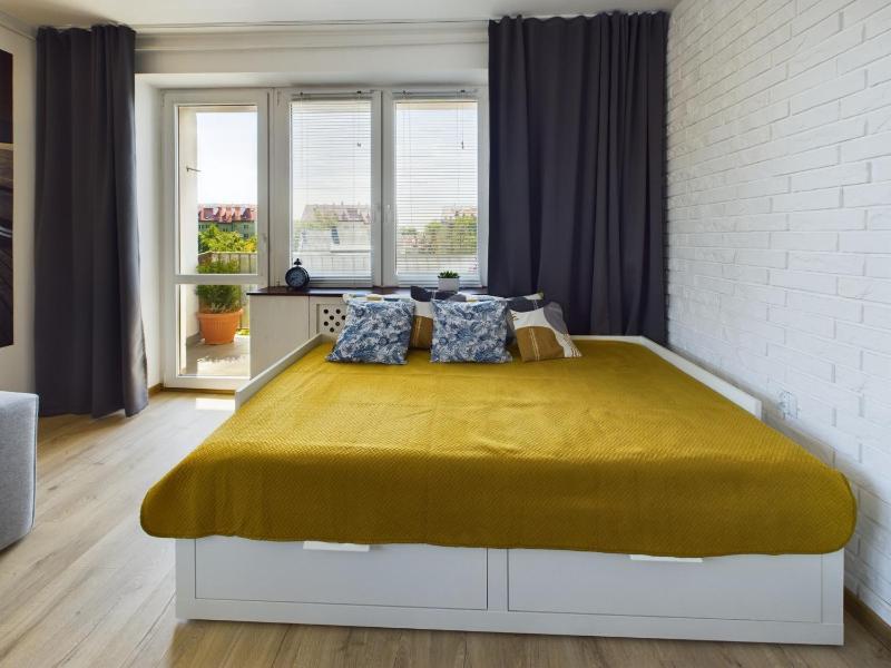 Beautiful Apartment for 6 people Located 550 m from the Beach by Noclegi Renters - image 15