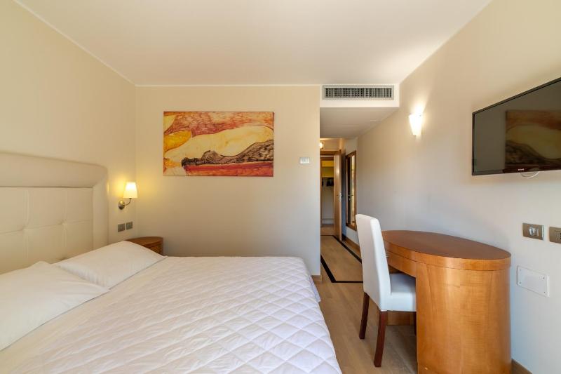Suite image 3