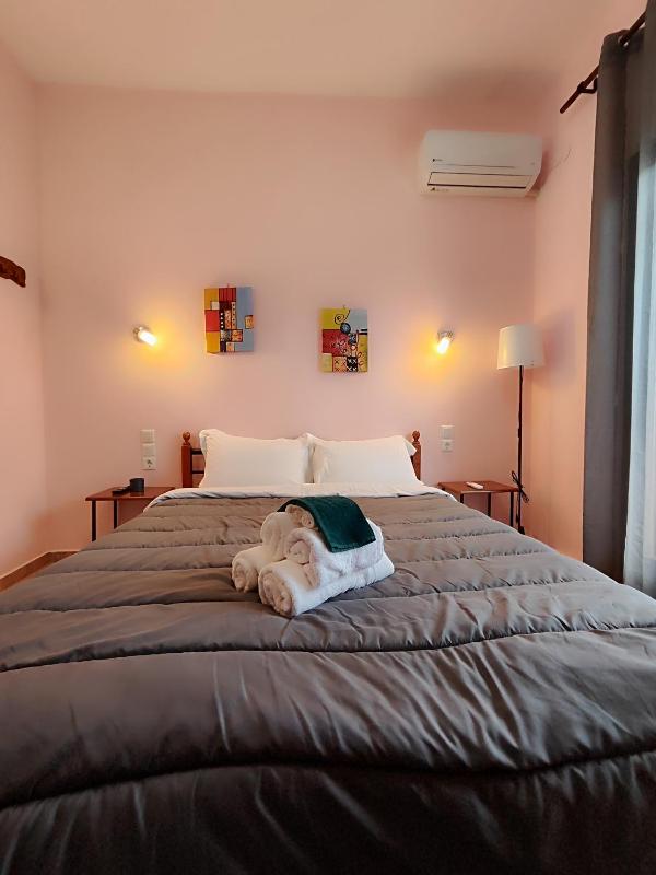 Double Room with Mountain View image 1