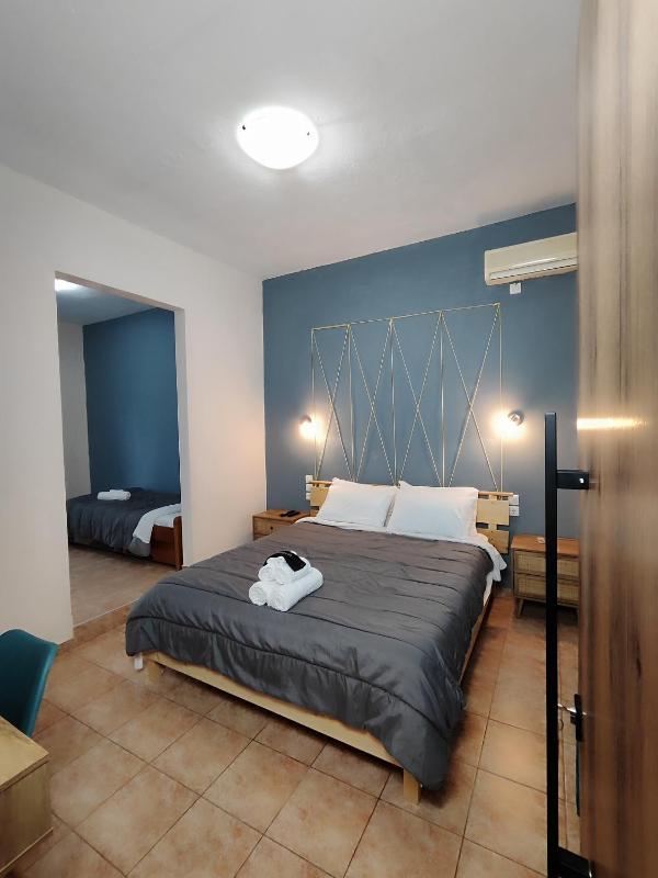 Triple Room with Mountain View image 1