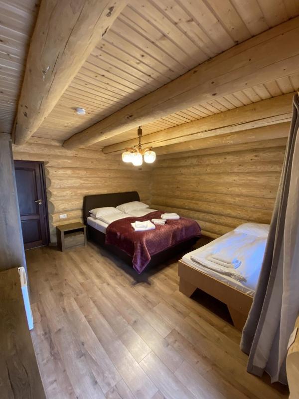 Standard Triple Room image 3