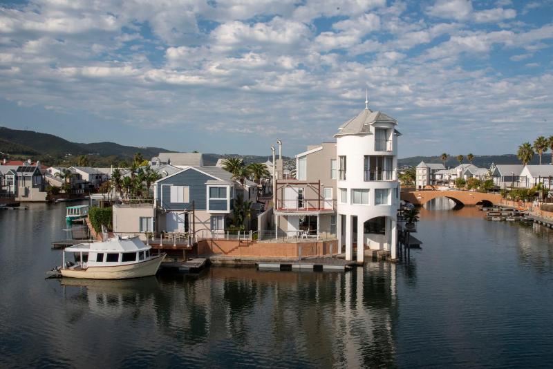 Waterfront 17 Quay West - image 15