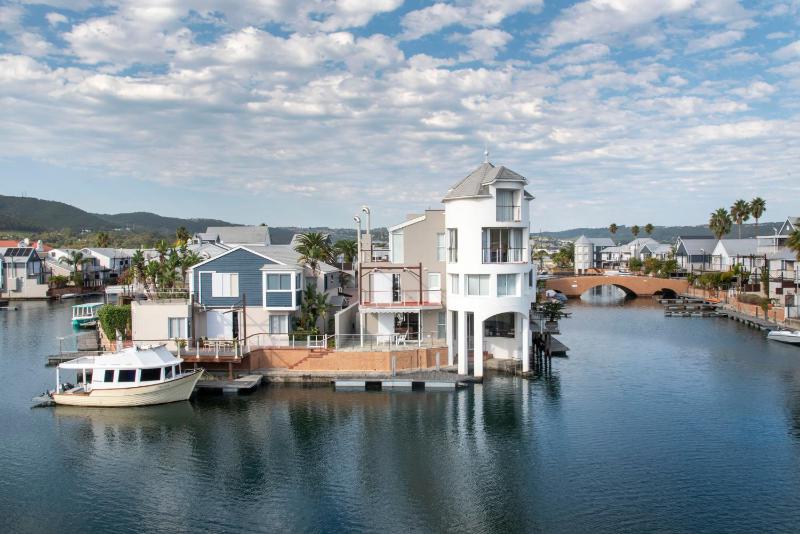 Waterfront 17 Quay West - image 3