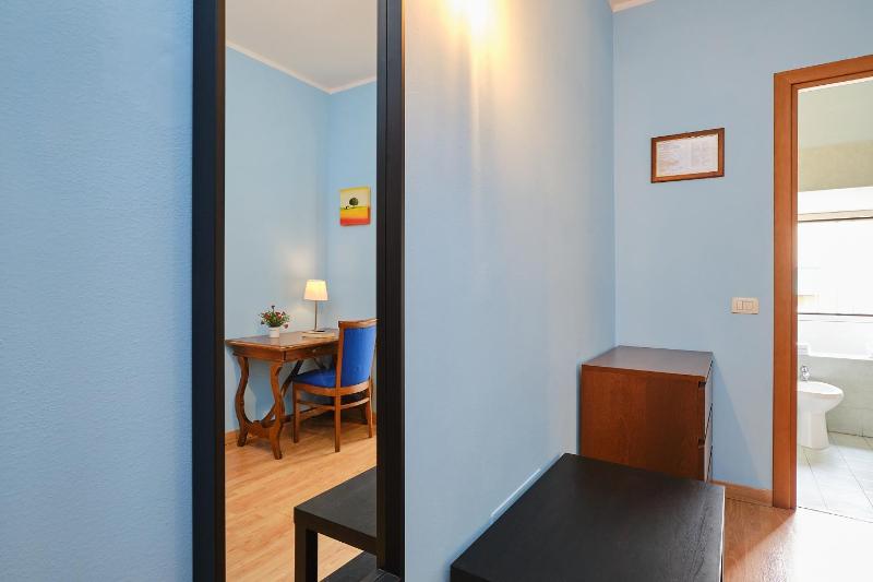 Family Room image 1