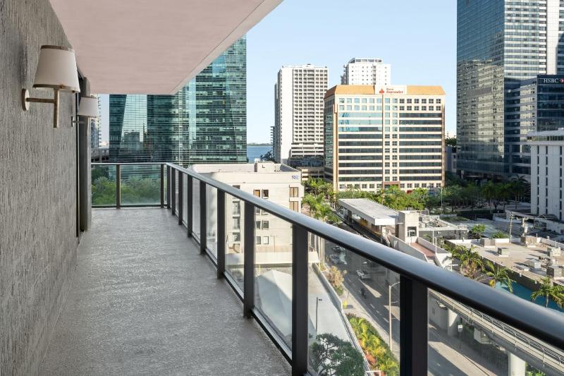Presidential Suite image 1