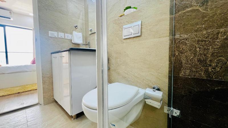 BluO Stylish 2BHK New Town Rajarhat - Skyline View Condo - image 9