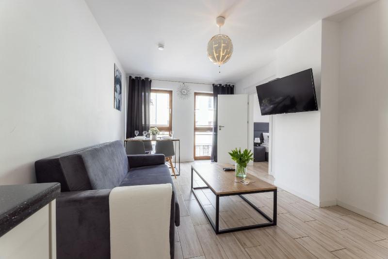 Apartamenty Bałtyckie - Grand Baltic - WIFI Klimatyzacja Sala Zabaw Taras wypoczynkowy centrum Ustki - image 19
