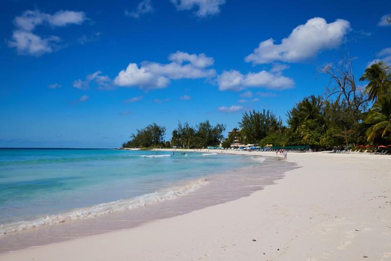 Southern Surf Beach Apartments - image 16