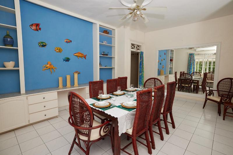 Southern Surf Beach Apartments - image 13