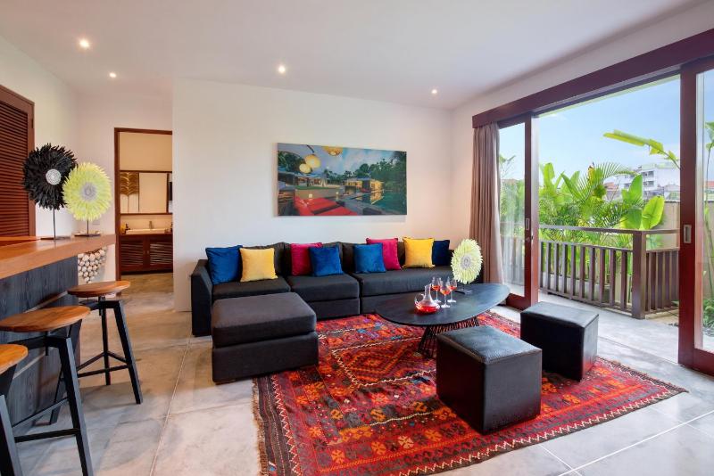 You think you know Canggu - Think again! Stunning LARGE LUXXE 7bed Villa - image 26