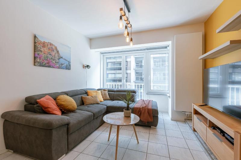 Cosy apartment close to Ostend Beach Images