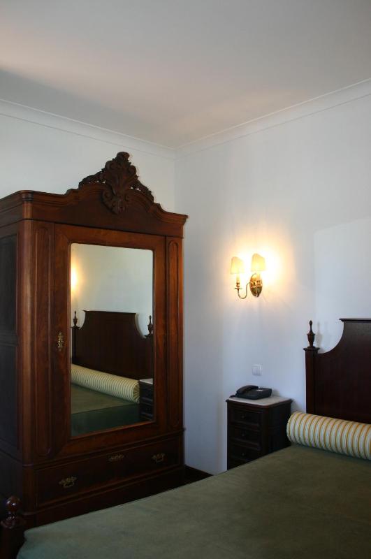Family Room image 4