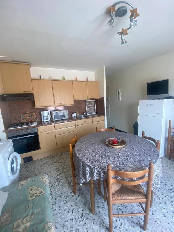 Appartement à 100m de la plage - image 9