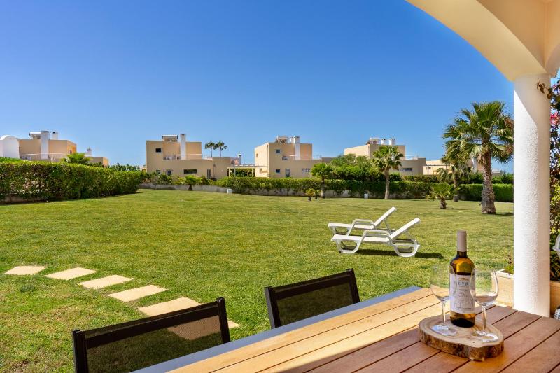 Ground Floor Apartment with Pool - image 16