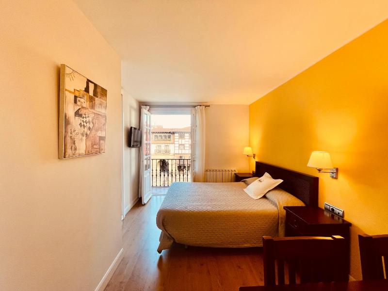 Double Room with View image 2