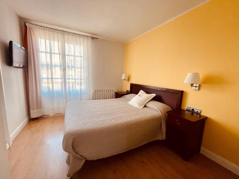 Double Room with View image 3