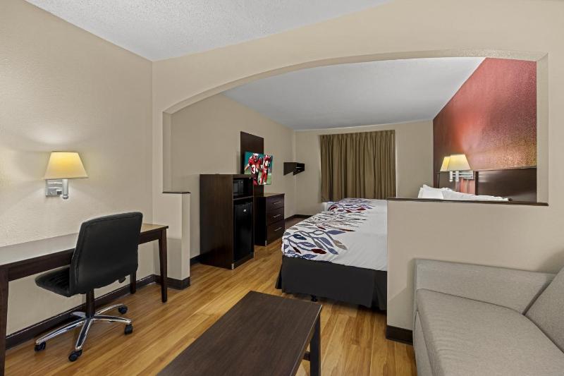 Suite with Two Queen Beds Non-Smoking image 3